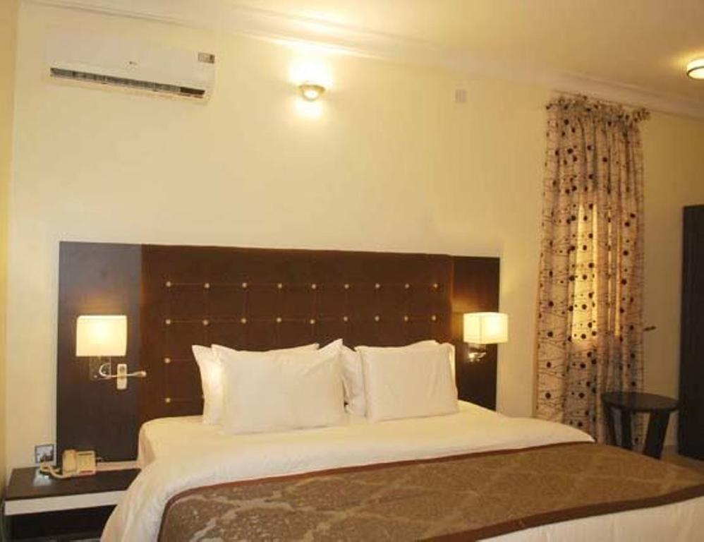 Lakeem Suites Ikoyi Lagos Exterior photo